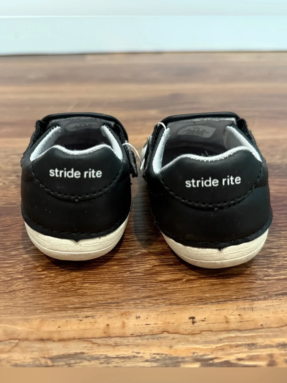 Stride Rite Toddler Soccer Shoes - size 5